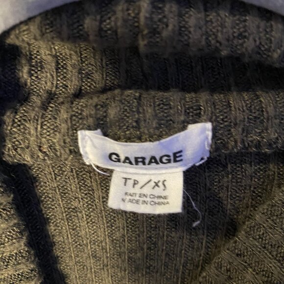 Garage Green Turtleneck Crop | XS - Picture 4 of 4